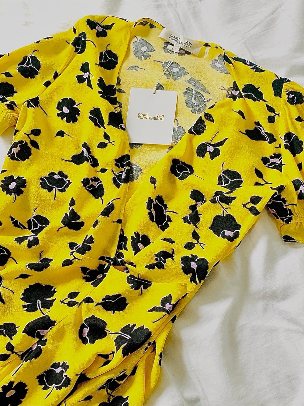 Diane von Furstenberg Emilia Wrap Dress Sz4 - Picture 4 of 6